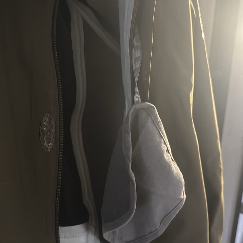 Salomon Men's Olive Jacket - Picture 3 of 5